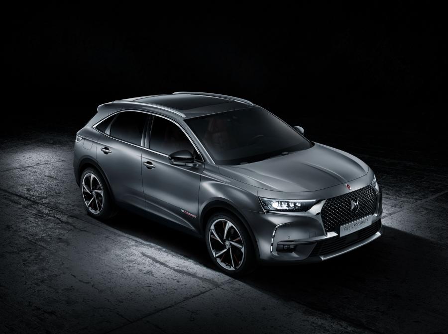  DS 7 Crossback La Premiere (X74) 2017 года  (фото 1 из 10)